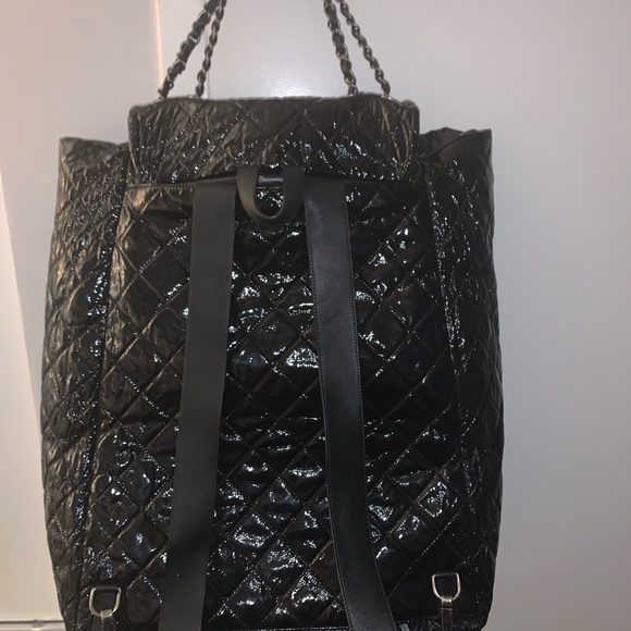 COPY - Authentic jumbo XL CHANEL lambskin backpack - Picture 2 of 8